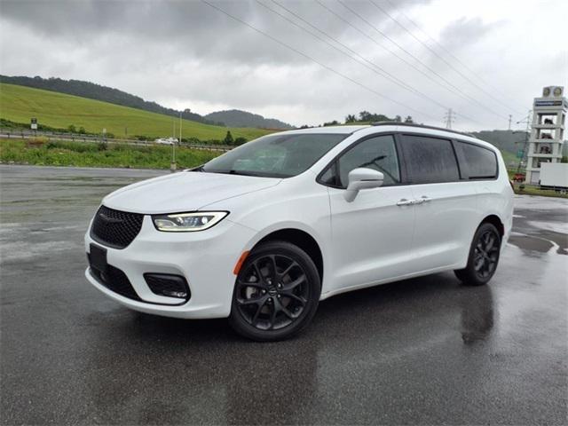 2021 Chrysler Pacifica Touring AWD