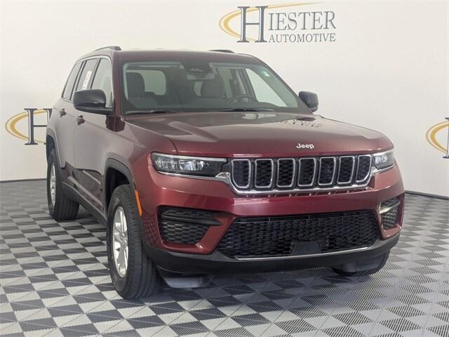 2023 Jeep Grand Cherokee Laredo 4x4