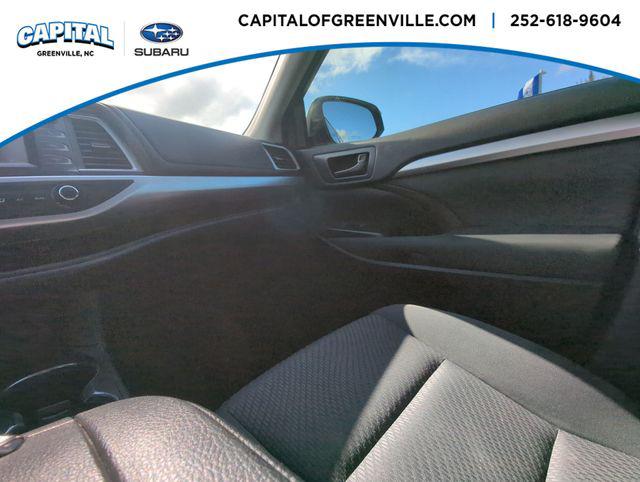 2018 Toyota Highlander LE