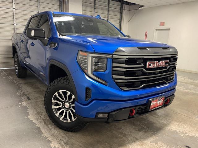 2023 GMC Sierra 1500 4WD Crew Cab Short Box AT4