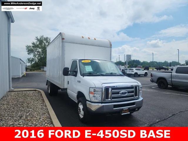 2016 Ford E-450 Cutaway Base