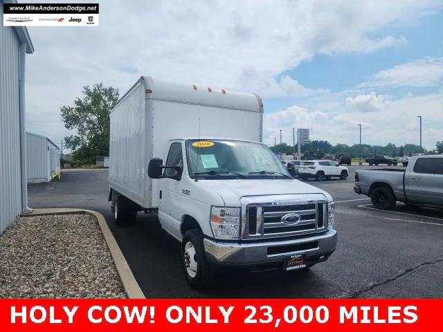 2016 Ford E-450 Cutaway Base