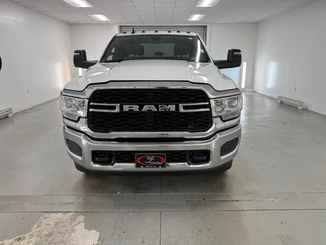 2024 RAM 3500 Tradesman Crew Cab 4x4 8 Box
