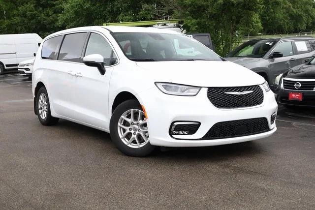 2023 Chrysler Pacifica Touring