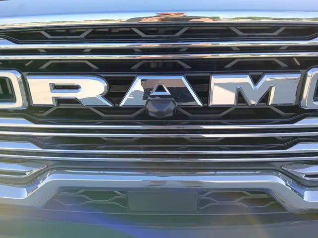 2025 Ram 2500 Laramie Crew Cab 4x4 6'4" Box