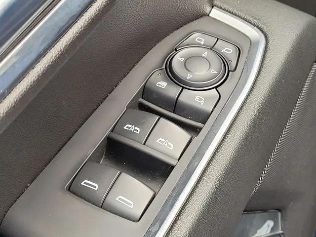 2024 GMC Sierra 1500 2WD Crew Cab Short Box SLT