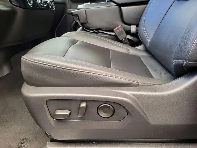 2024 GMC Sierra 1500 2WD Crew Cab Short Box SLT