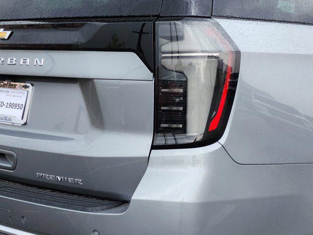 2025 Chevrolet Suburban 4WD Premier