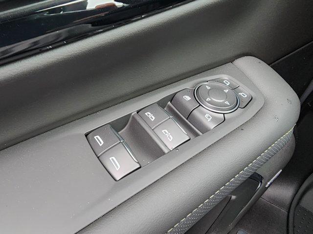2025 Chevrolet Suburban 4WD Premier