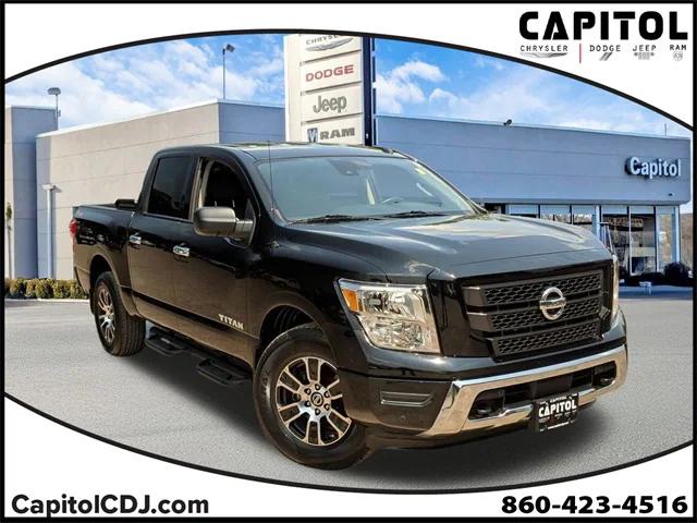 2021 Nissan TITAN Crew Cab SV 4x4