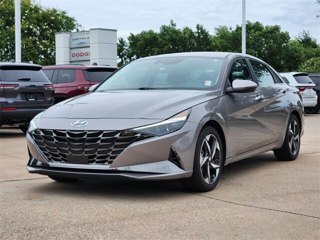 2022 Hyundai Elantra Limited
