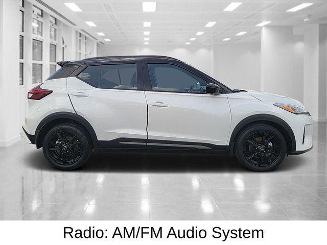2022 Nissan Kicks SR Xtronic CVT