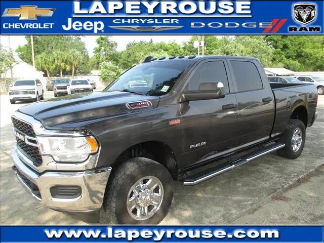 2022 RAM 2500 Tradesman Crew Cab 4x4 64 Box