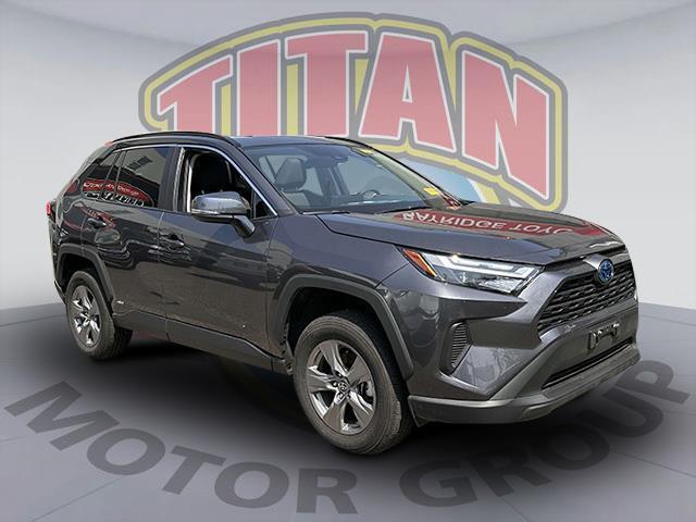 2024 Toyota RAV4 Hybrid XLE [2]
