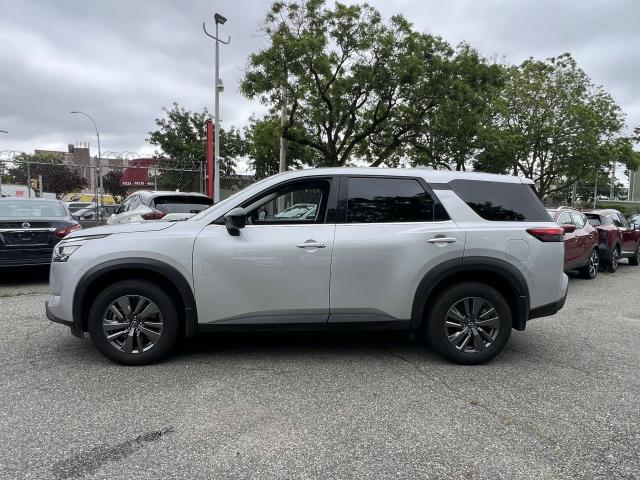 2023 Nissan Pathfinder S photo 6