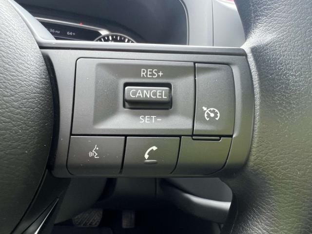 2023 Nissan Pathfinder S photo 28