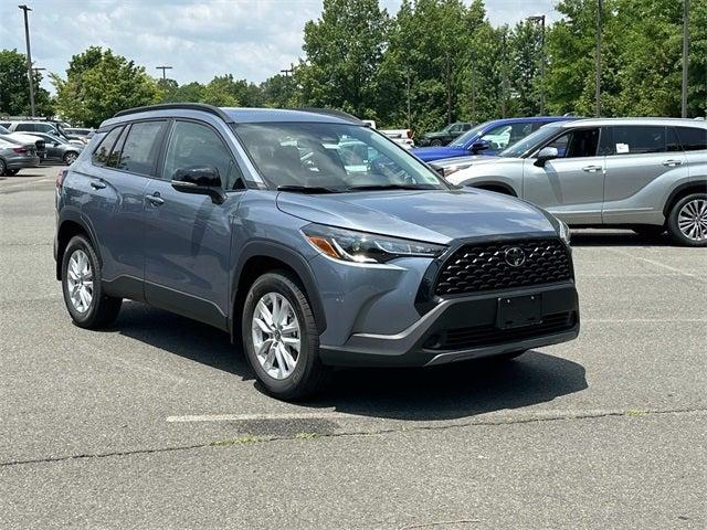 2025 Toyota Corolla Cross LE