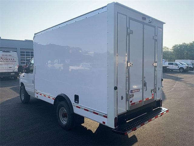2026 Ford E-350 Cutaway E-350 SRW 138" WB