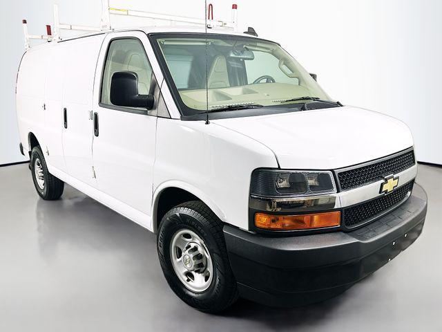 2020 Chevrolet Express Cargo Van RWD 2500 Regular Wheelbase WT
