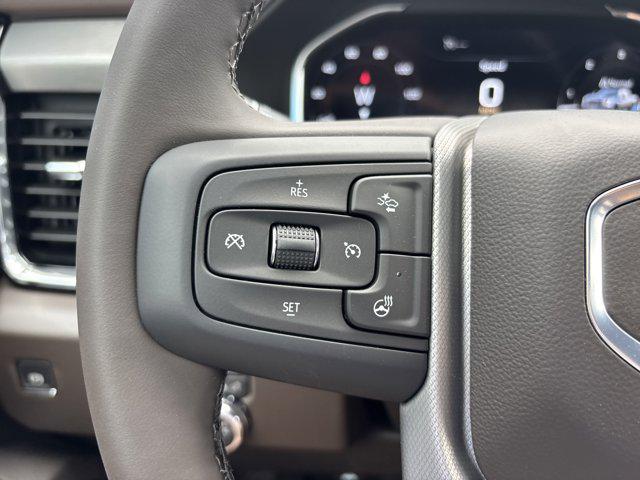 2025 GMC Sierra 2500HD 4WD Crew Cab Standard Bed Denali