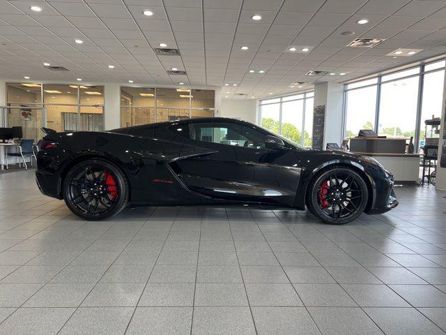 2025 Chevrolet Corvette Z06 RWD Coupe 3LZ