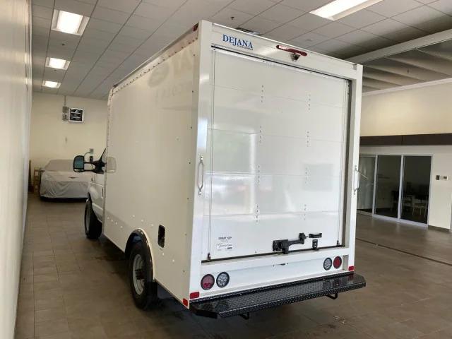 2026 Ford E-350 Cutaway E-350 SRW 138 WB