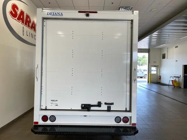 2026 Ford E-350 Cutaway E-350 SRW 138 WB