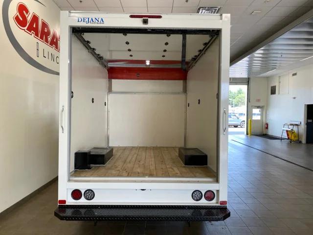 2026 Ford E-350 Cutaway E-350 SRW 138 WB