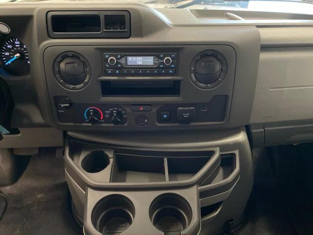 2026 Ford E-350 Cutaway E-350 SRW 138 WB
