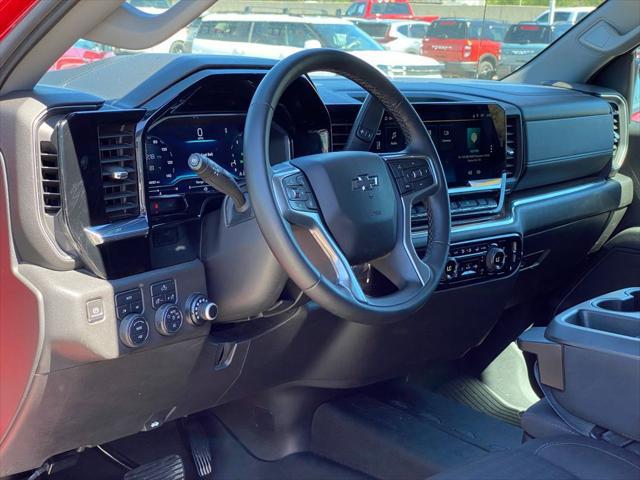 2023 Chevrolet Silverado 1500 4WD Crew Cab Short Bed RST
