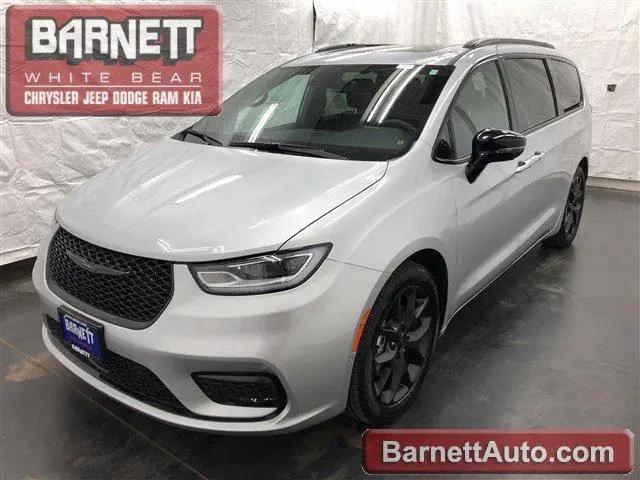 2024 Chrysler Pacifica Limited for sale in White Bear Lake, MN