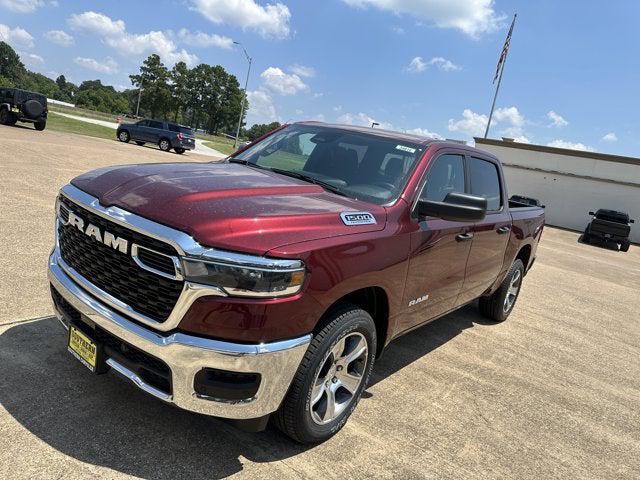 2026 RAM Ram 1500 RAM 1500 TRADESMAN CREW CAB 4X4 57 BOX