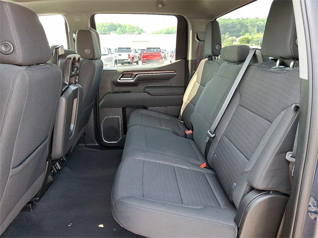 2022 Chevrolet Silverado 1500 4WD Crew Cab Short Bed LT with 2FL