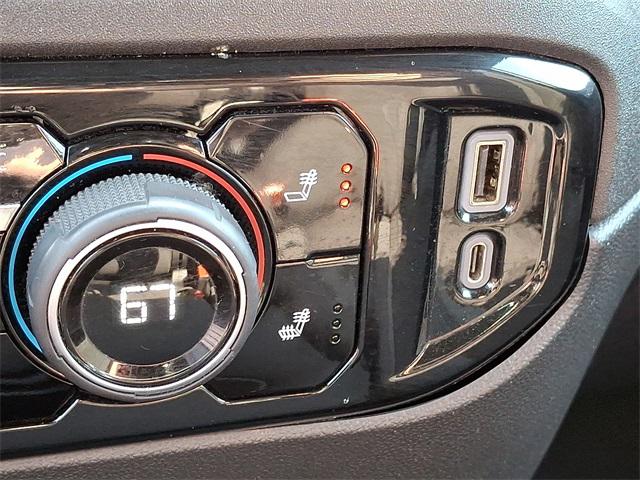 2022 Chevrolet Silverado 1500 4WD Crew Cab Short Bed LT with 2FL