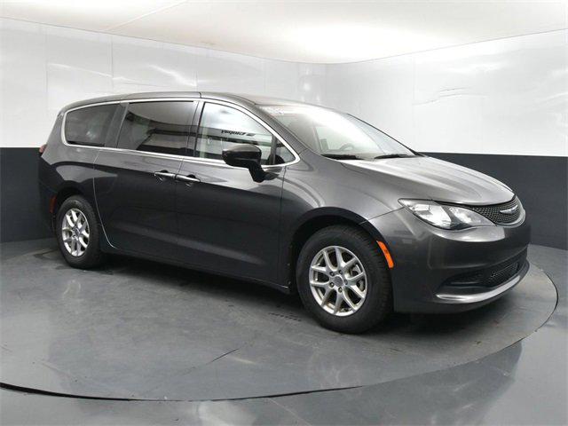 2022 Chrysler Voyager LX 2022 Chrysler Voyager LX