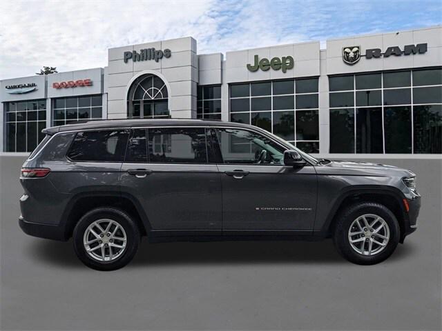2023 Jeep Grand Cherokee L Laredo 4x2
