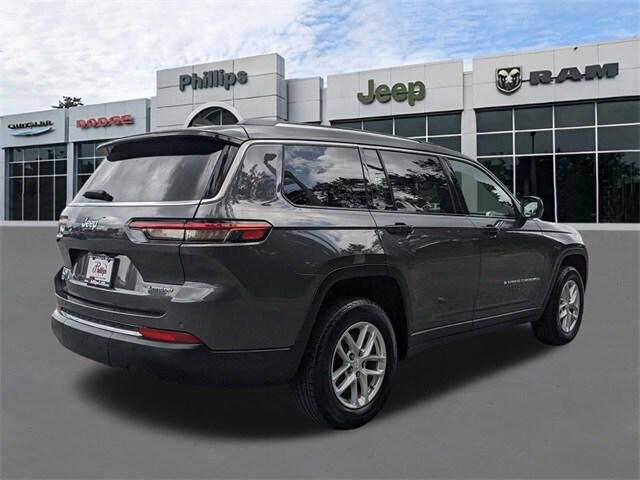 2023 Jeep Grand Cherokee L Laredo 4x2
