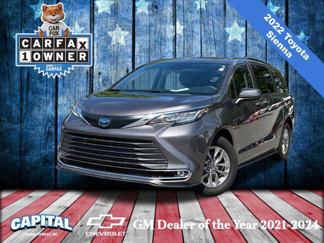 2022 Toyota Sienna XLE