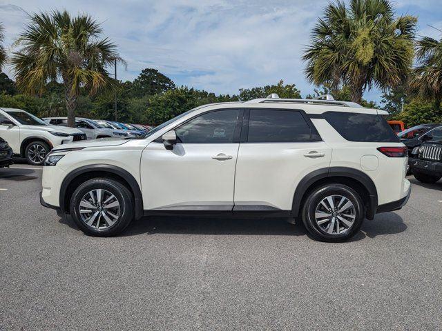 2024 Nissan Pathfinder SL FWD