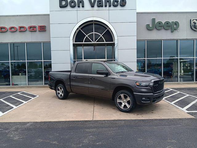 2025 RAM Ram 1500 RAM 1500 TRADESMAN CREW CAB 4X4 57 BOX