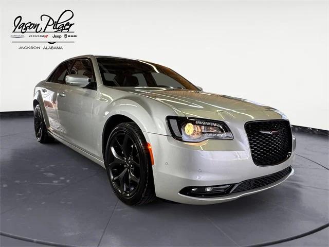 2023 Chrysler 300 300S
