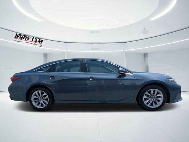 2022 Toyota Avalon XLE