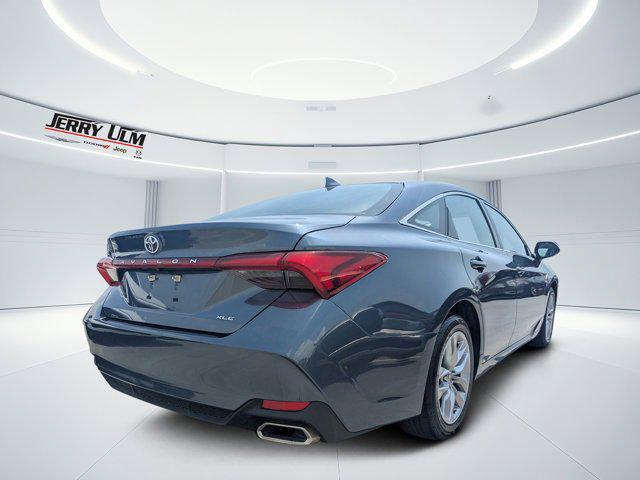 2022 Toyota Avalon XLE