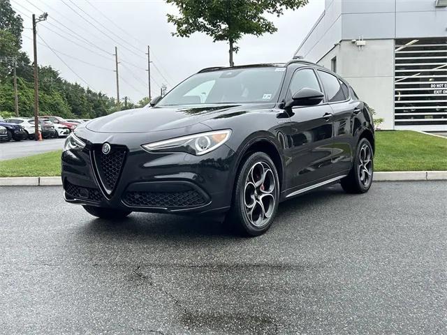 2023 Alfa Romeo Stelvio Veloce AWD