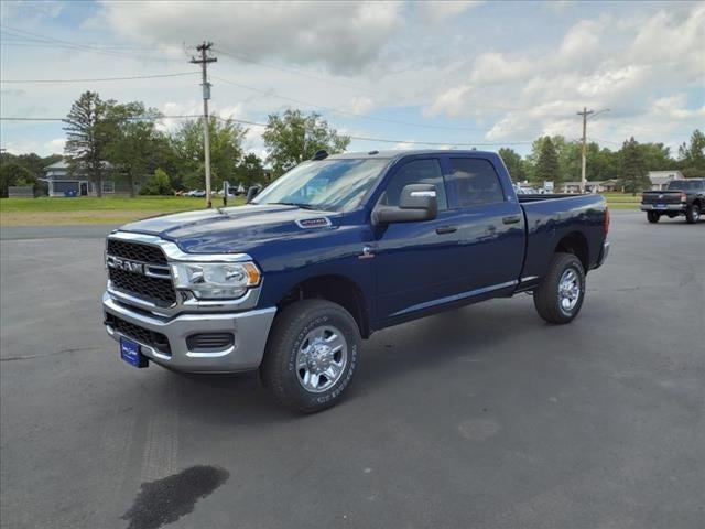 2024 RAM 2500 Tradesman Crew Cab 4x4 64 Box