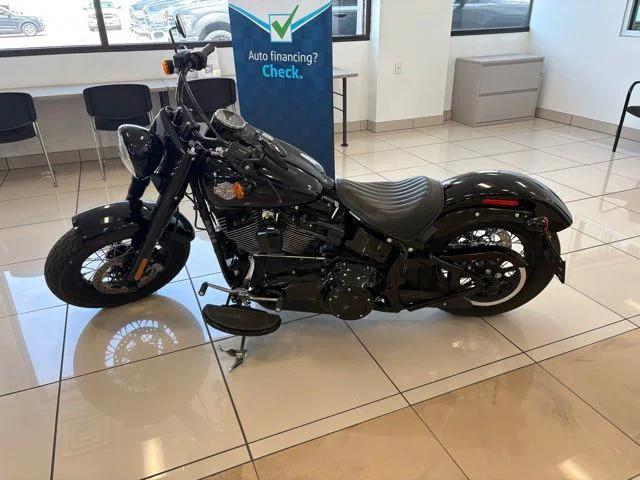 2017 Harley-Davidson Softail Slim S 