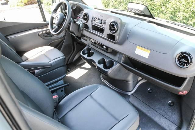 2025 Mercedes-Benz Sprinter 2500 Standard Roof 4-Cyl Diesel