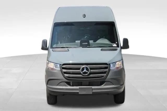 2025 Mercedes-Benz Sprinter 2500 Standard Roof 4-Cyl Diesel