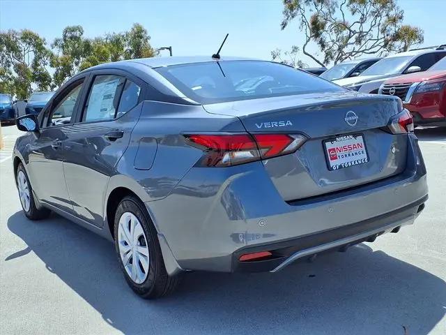 2025 Nissan Versa 1.6 S