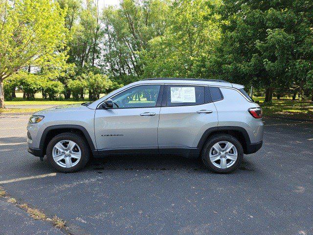 2022 Jeep Compass Latitude FWD